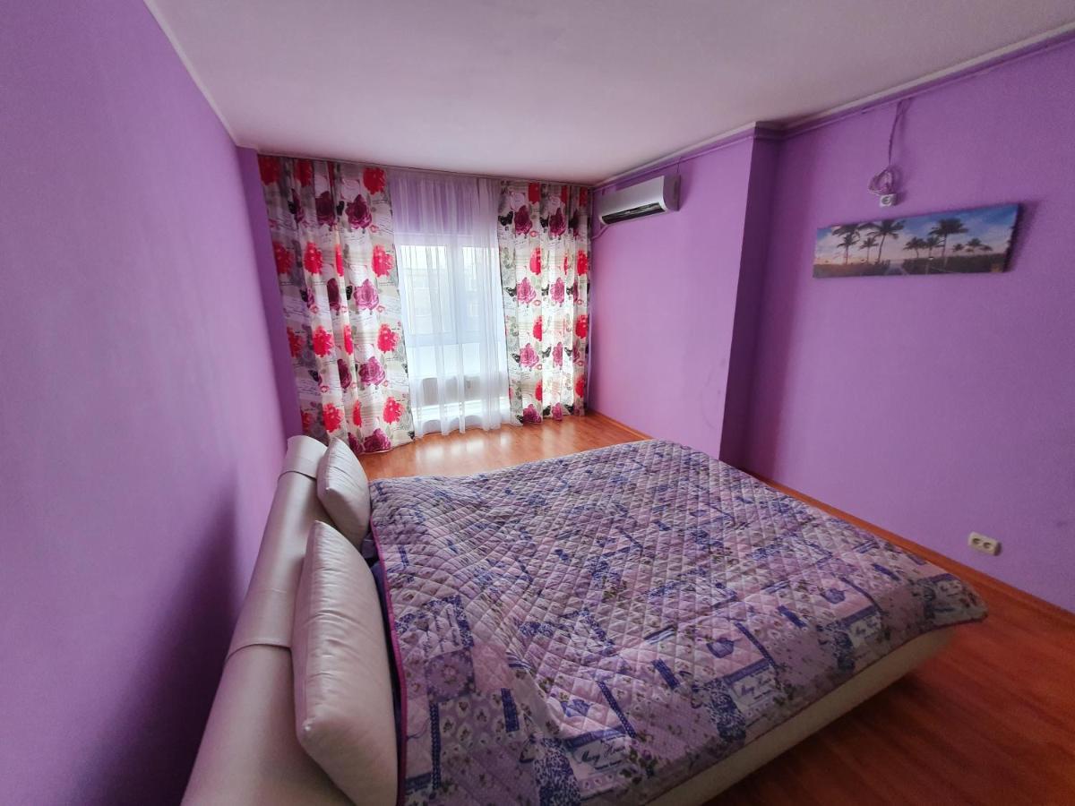 Crema Apartaments Ploieşti Eksteriør bilde